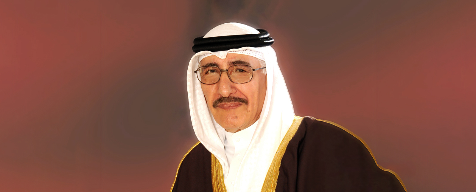 The Yusuf Bin Ahmed Kanoo Award Hosts President of Bahrain Economists Society